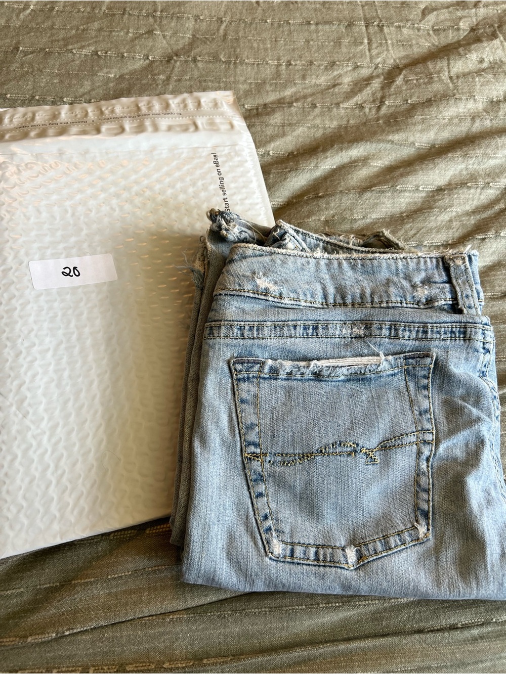 Silver Light Wash Women's Jeans - Classic Casual Fit